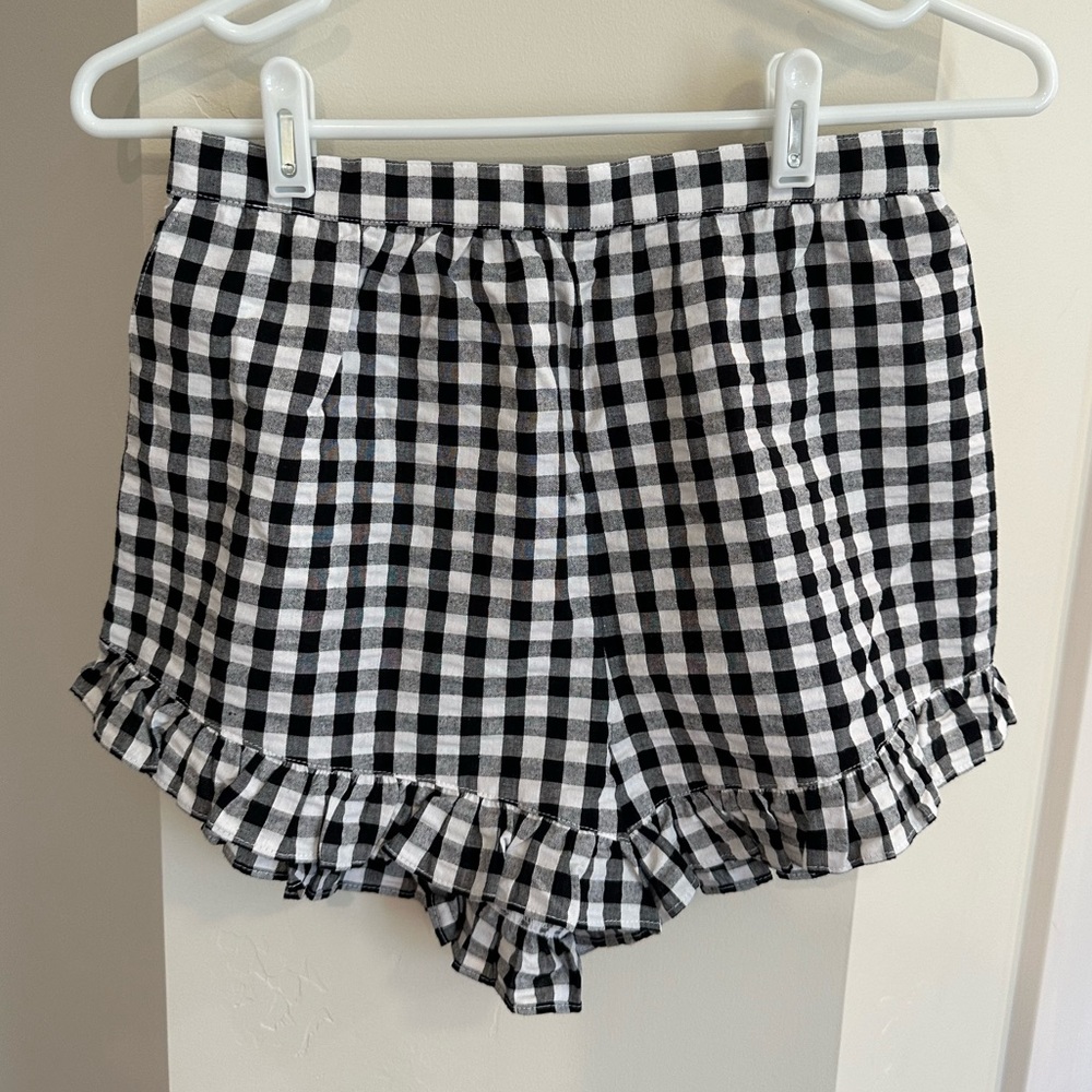 Nordstroms Black plaid ruffle shorts